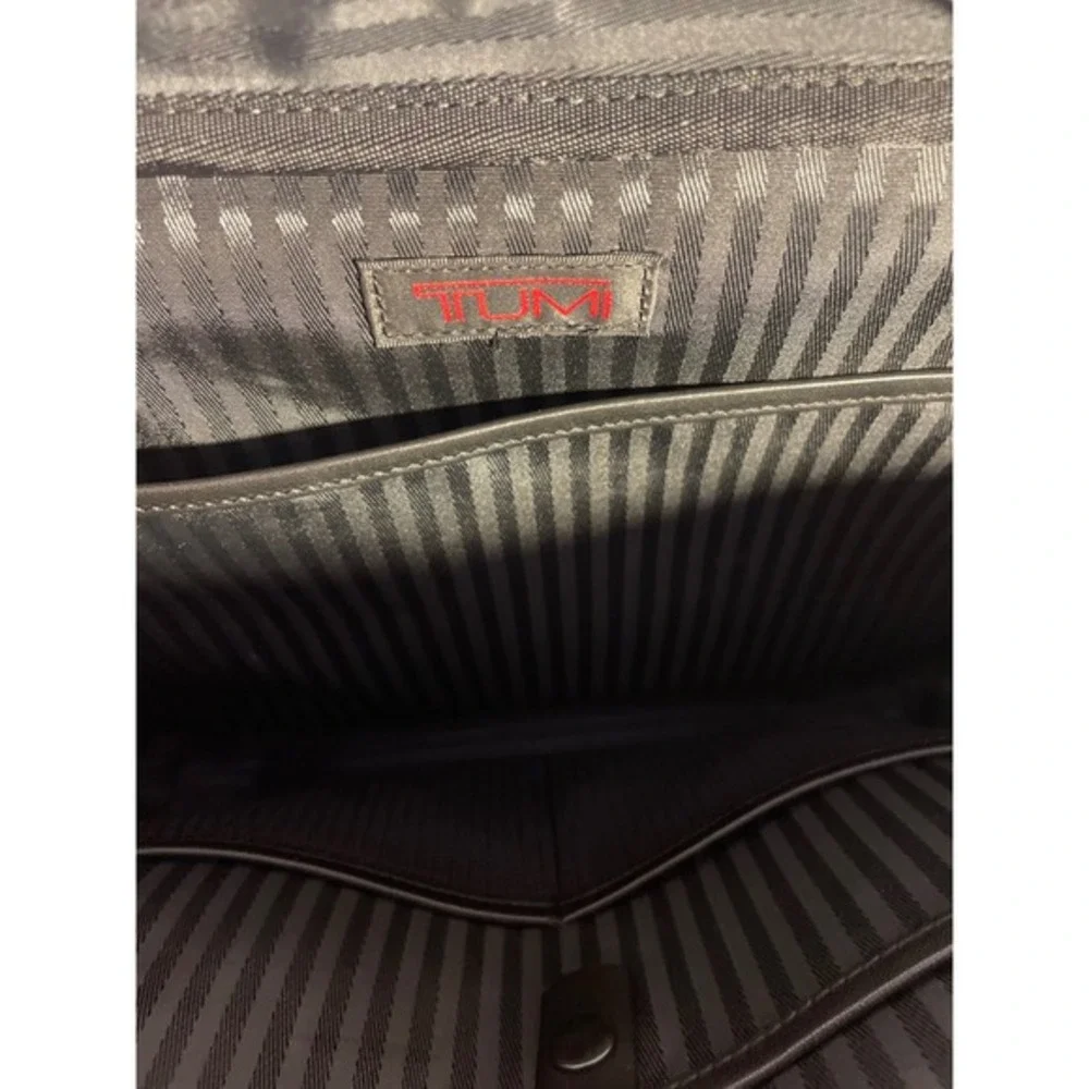 Tumi Black Leather Trimmed Briefcase Laptop‎ Bag Business Travel Commute